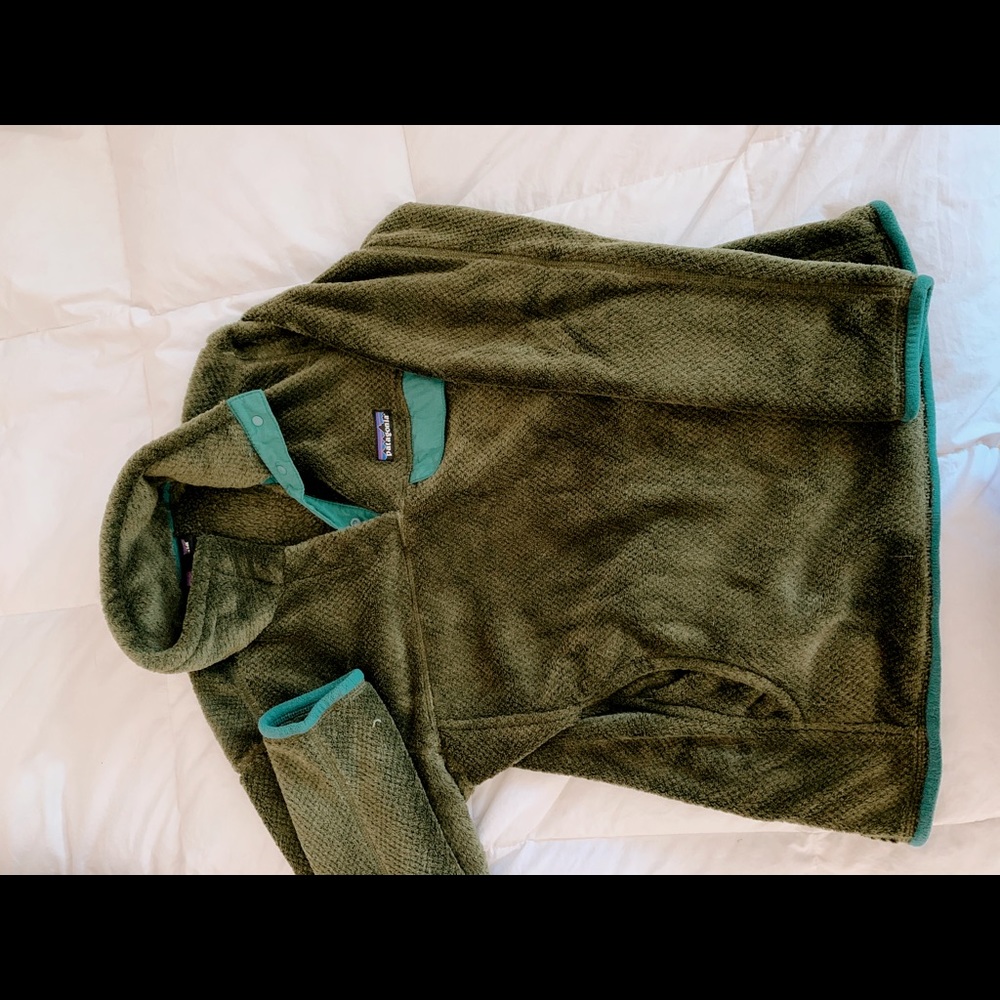 Patagonia fleece pullover